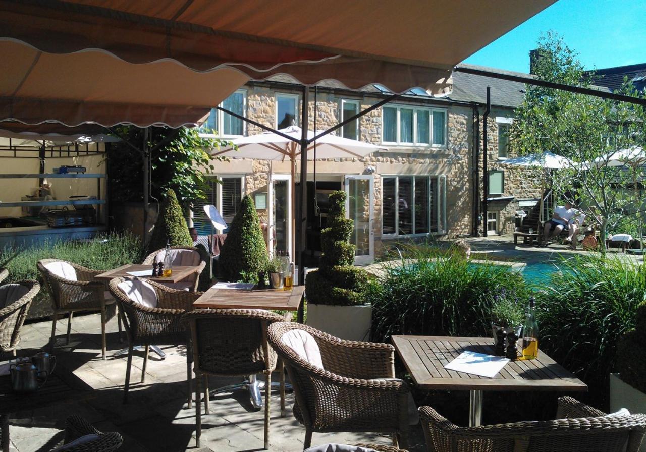 הלמסלי Feversham Arms Hotel & Verbena Spa מראה חיצוני תמונה