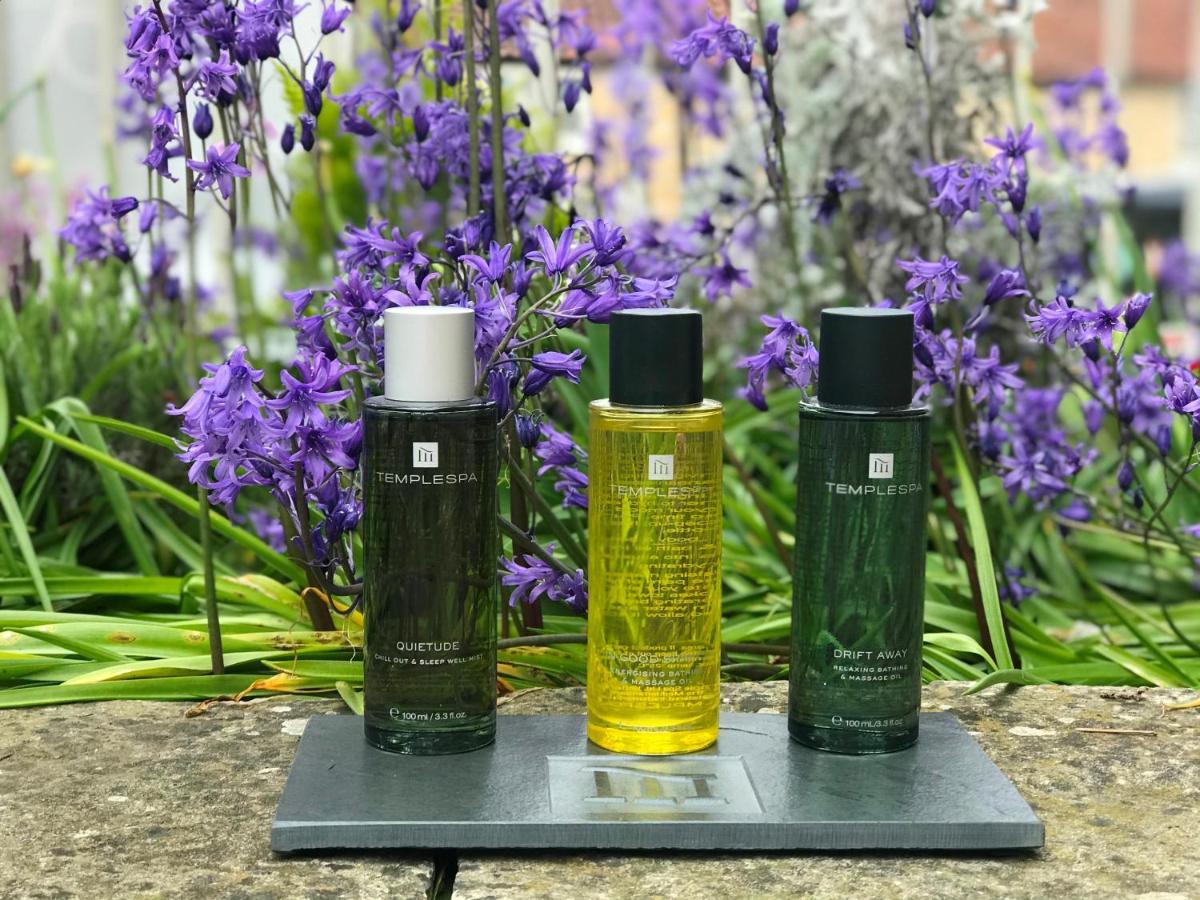 הלמסלי Feversham Arms Hotel & Verbena Spa מראה חיצוני תמונה